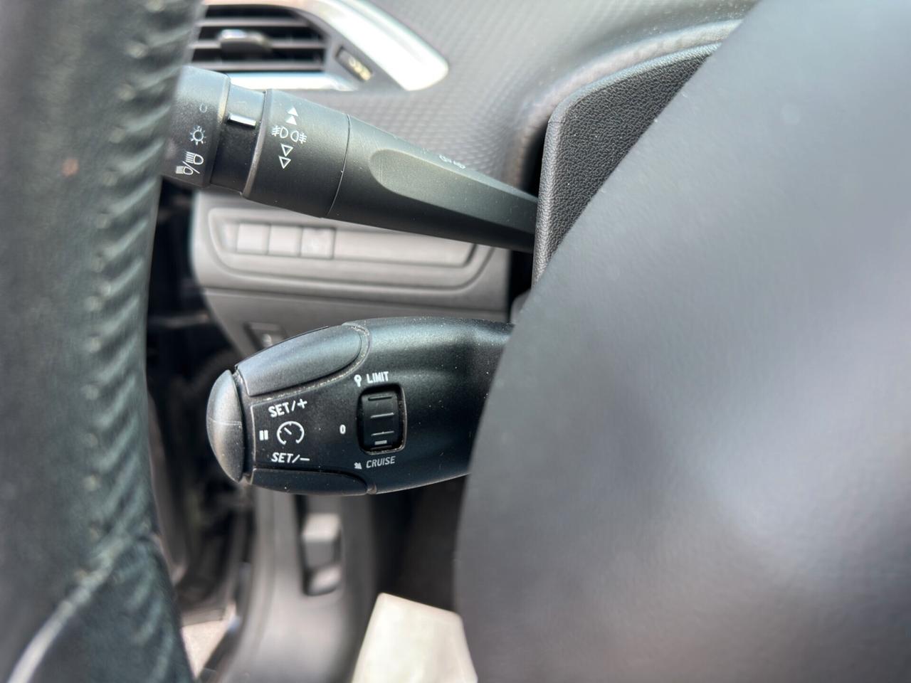 Peugeot 2008 BlueHDi 100 S&S Active