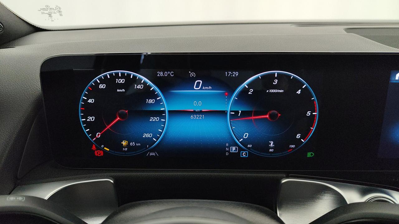 Mercedes-Benz GLB 180 d Business Extra auto