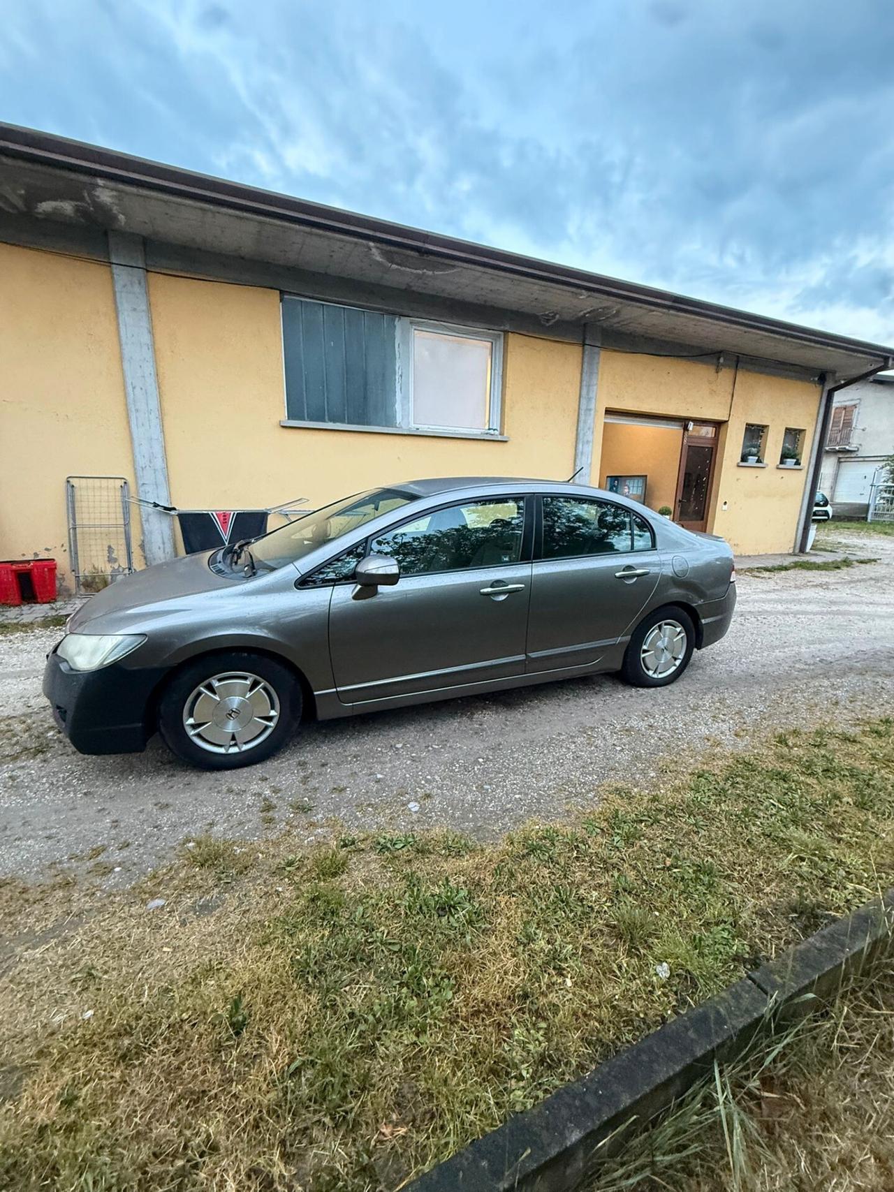 Honda Civic 4 porte marcia bene