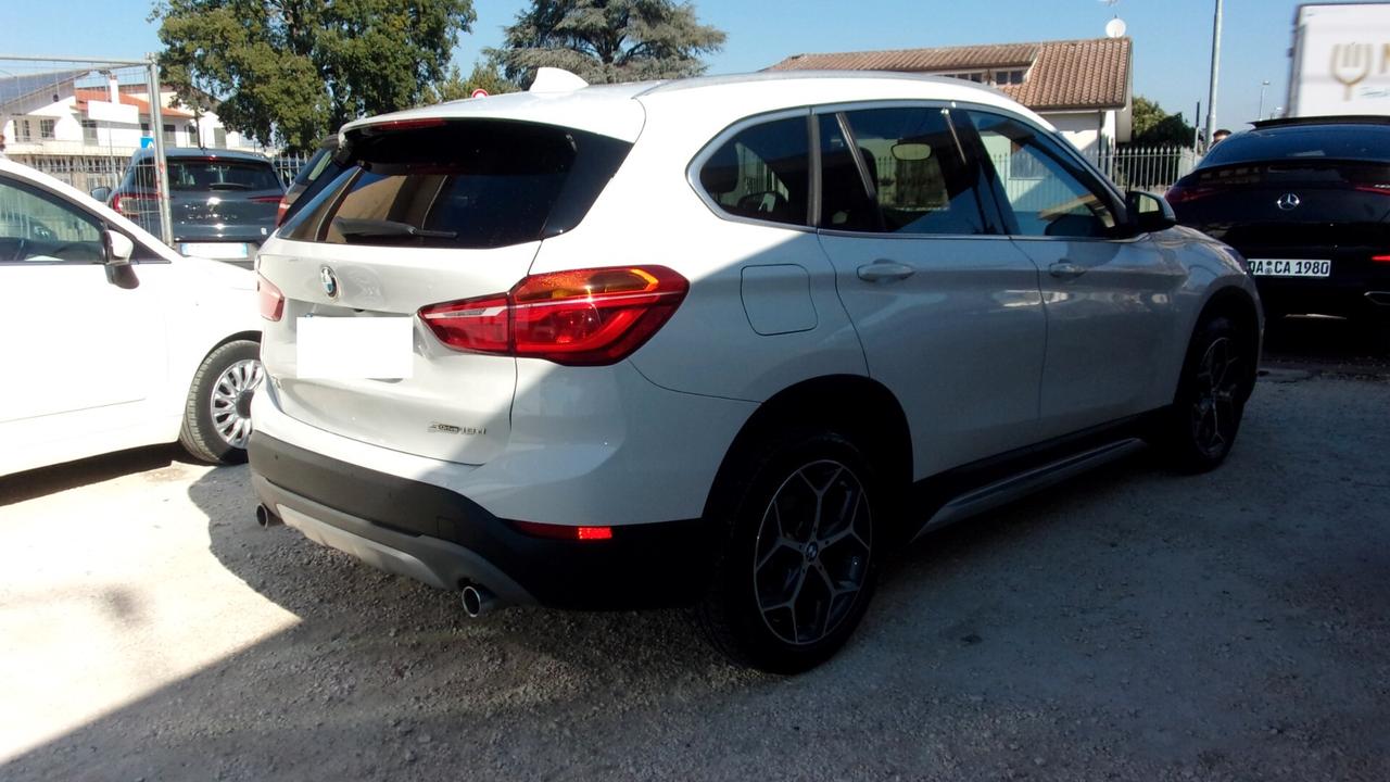 Bmw X1 sDrive18d xLine