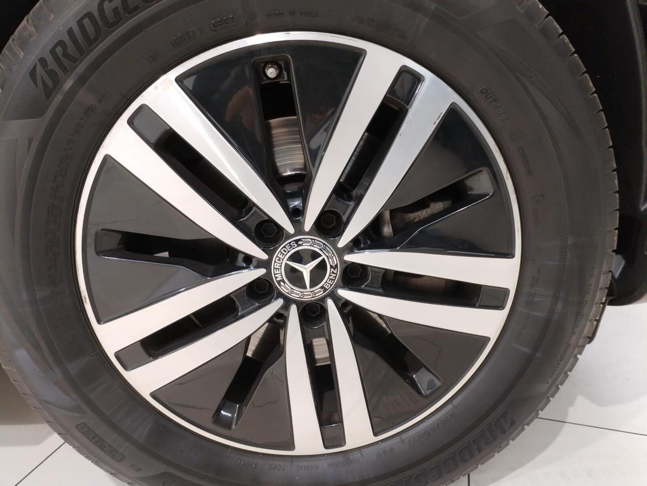 Mercedes-benz GLB 180 d Automatic Business Extra