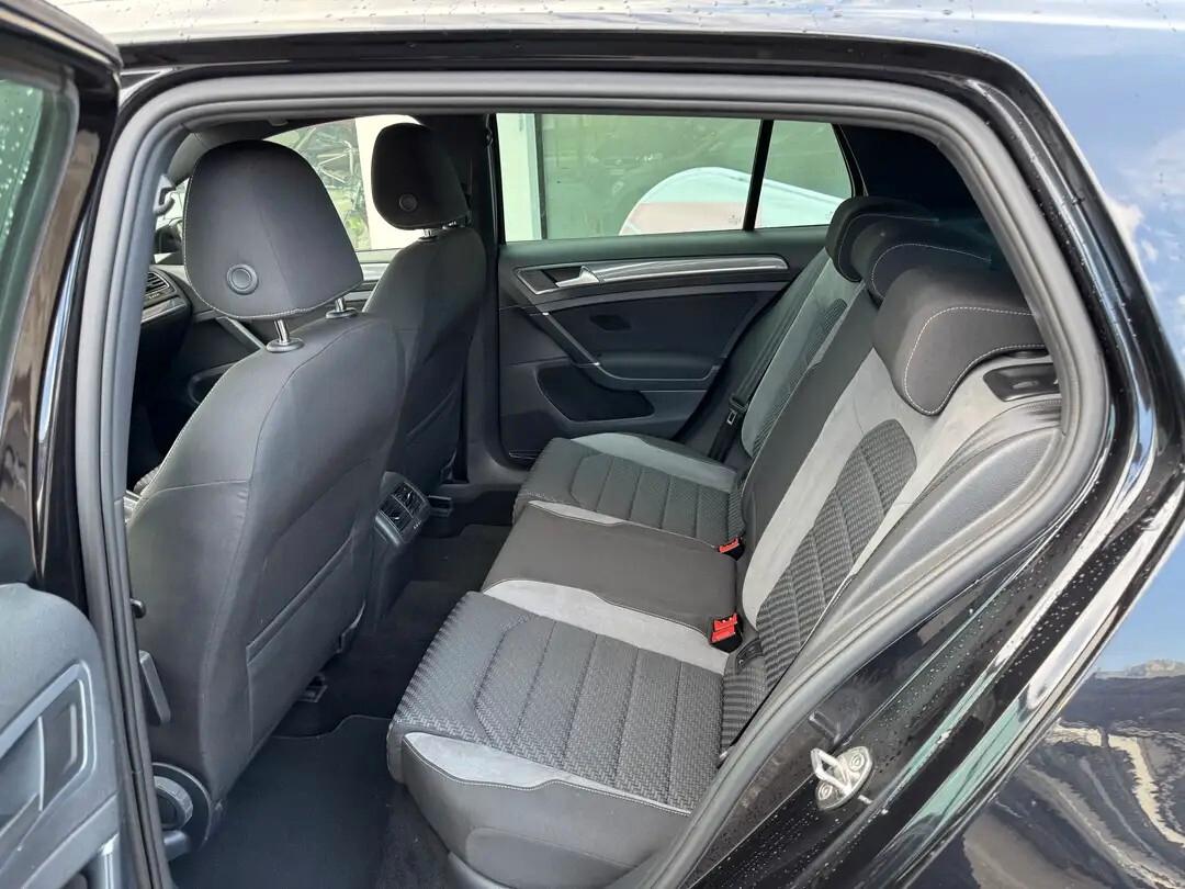 Volkswagen Golf 1.5 TSI ACT 5p. Sport R-line