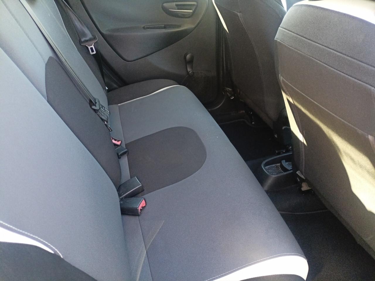 Lancia Ypsilon 1.2 69 CV 5 porte GPL Ecochic Gold