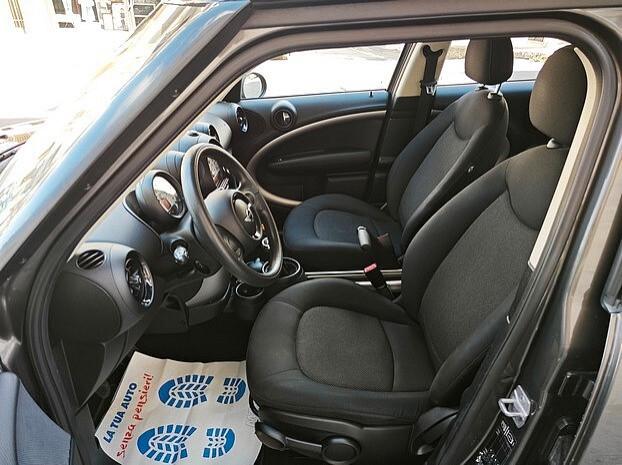 MINI Countryman Cooper 1.6 D - 2013
