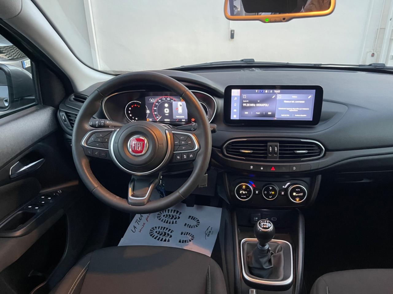 Fiat Tipo 1.6 Mjt S&S SW Cross KM 32.000! / BLOCK SHAFT