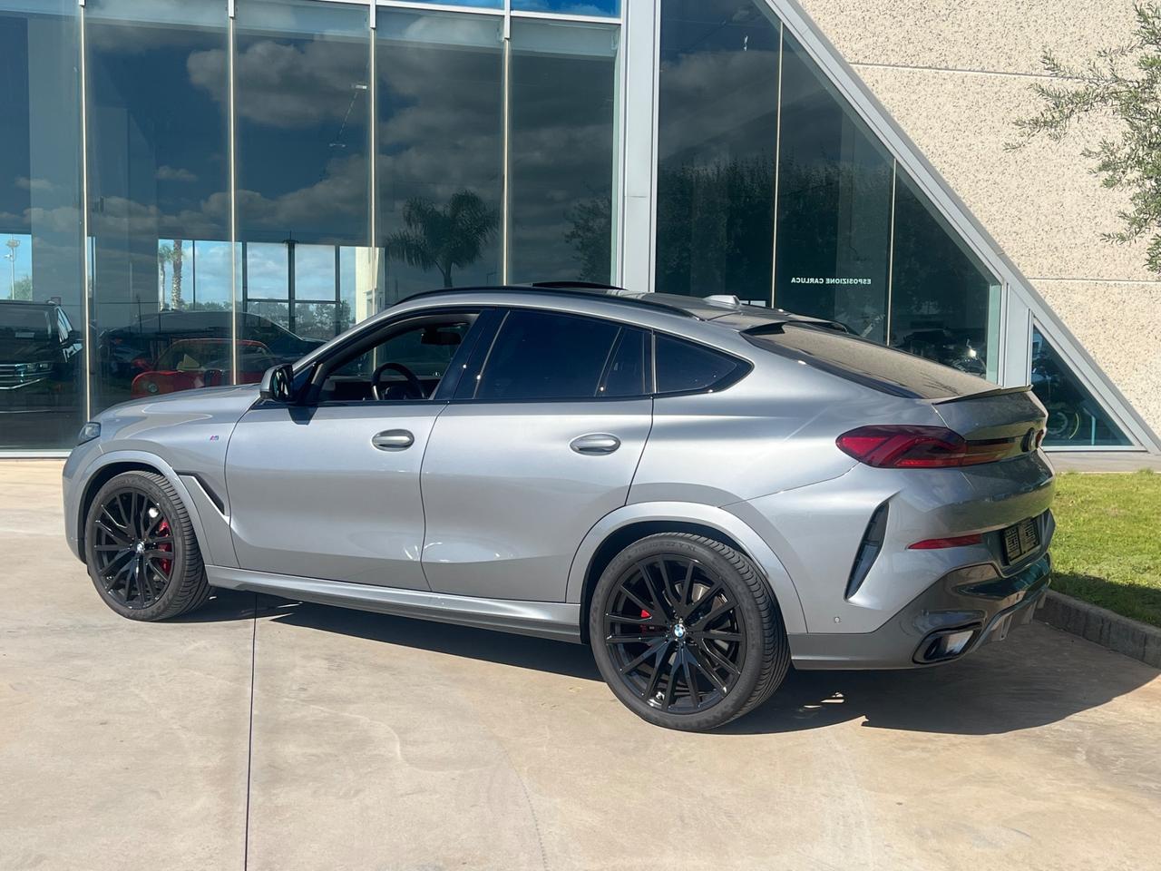 BMW X6 xdrive30d MSport possibilità noleggio noscoring