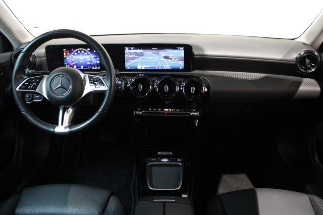 MERCEDES-BENZ A 180 d Auto Advanced Navi