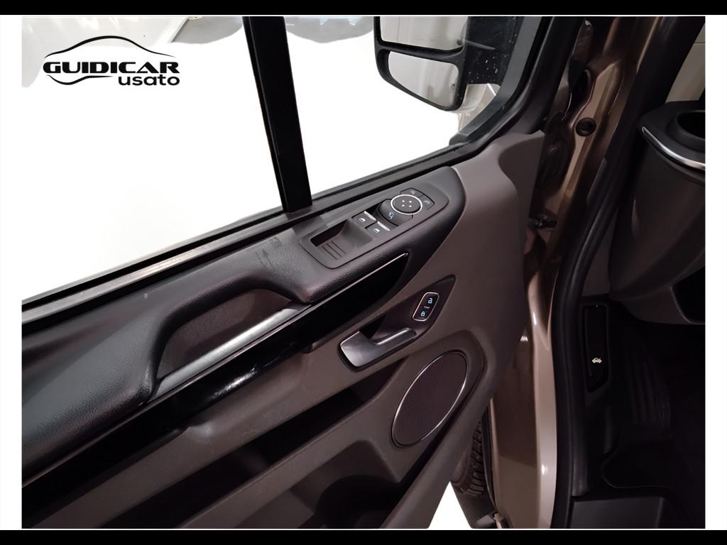 FORD Tourneo Custom 320 2018 - tourneo custom 320 2.0 tdci MHEV 185cv Titanium L2H1 E6.2