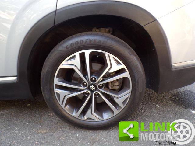 HYUNDAI Santa Fe 2.2 CRDi 4WD A/T 7 posti Xprime con Garanzia