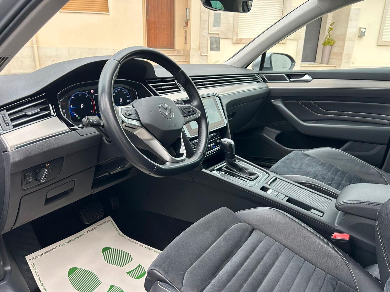 VW Passat 2.0 TDI DSG EXECUTIVE COCKPIT/NAVI-2020