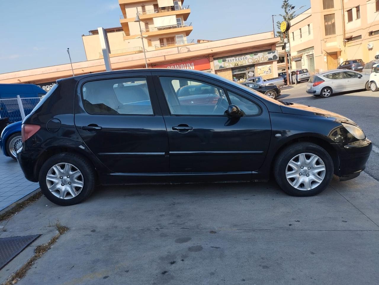 Peugeot 307 2.0 HDi 5p. XS