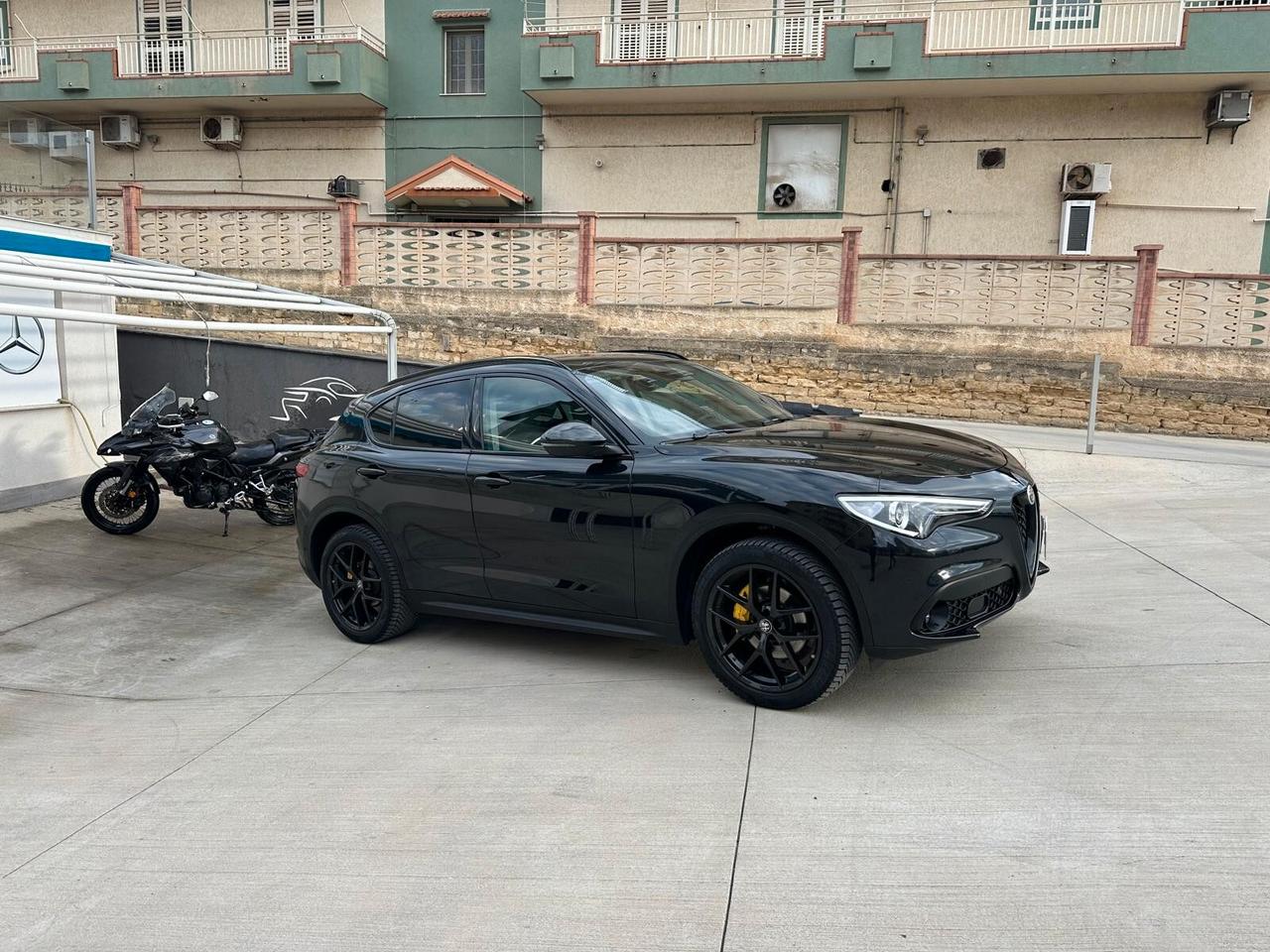 Alfa Romeo Stelvio 2.2 Turbodiesel 210 CV AT8 Q4 B-Tech