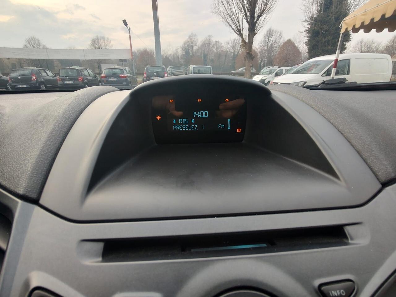 Ford Fiesta 1.4 5 porte Bz.- GPL Titanium, OK NEOPATENTATI, GARANZIA L.12 MESI