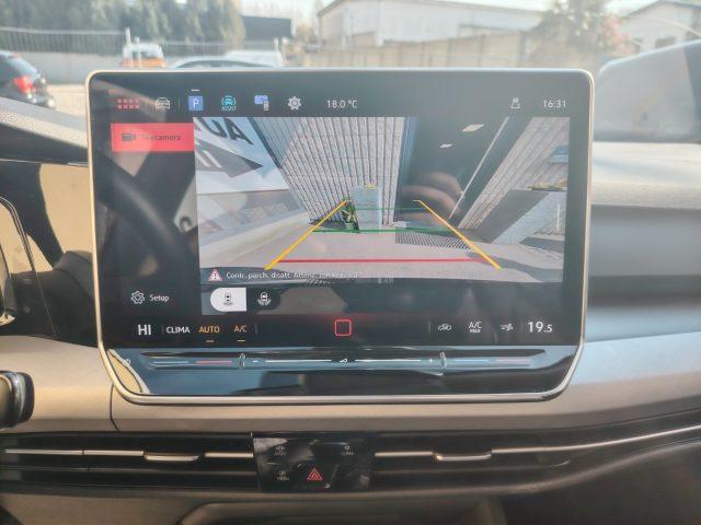 VOLKSWAGEN Golf 2.0 TDI 115 CV SCR Life PREZZO REALE-NEOPATENTATI