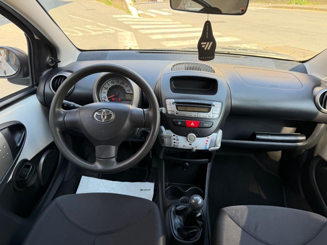 TOYOTA AYGO 1.0 NEOPATENTATI