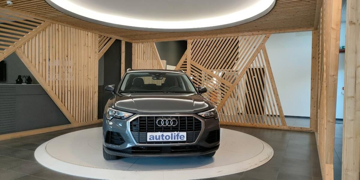 Audi Q3 35 2.0 tdi Business s-tronic