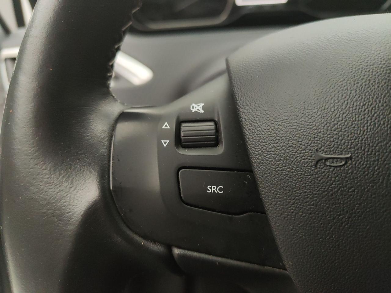 PEUGEOT 2008 1.6 BLUEHDI 100CV ALLURE