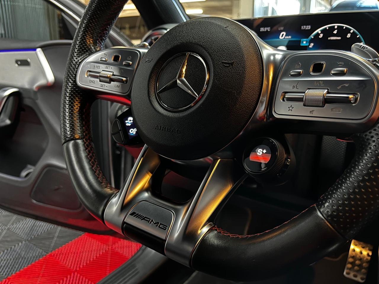 Mercedes-benz A 35 AMG - FABIANOAUTO