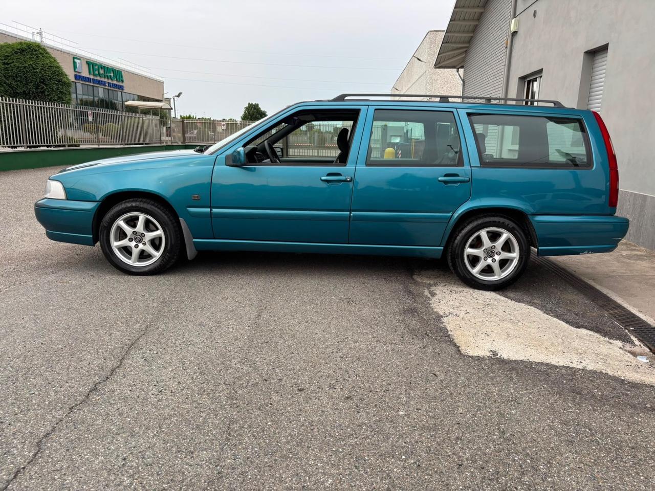 Volvo V70 2.0i turbo 20V cat T-5 STATION WAGON