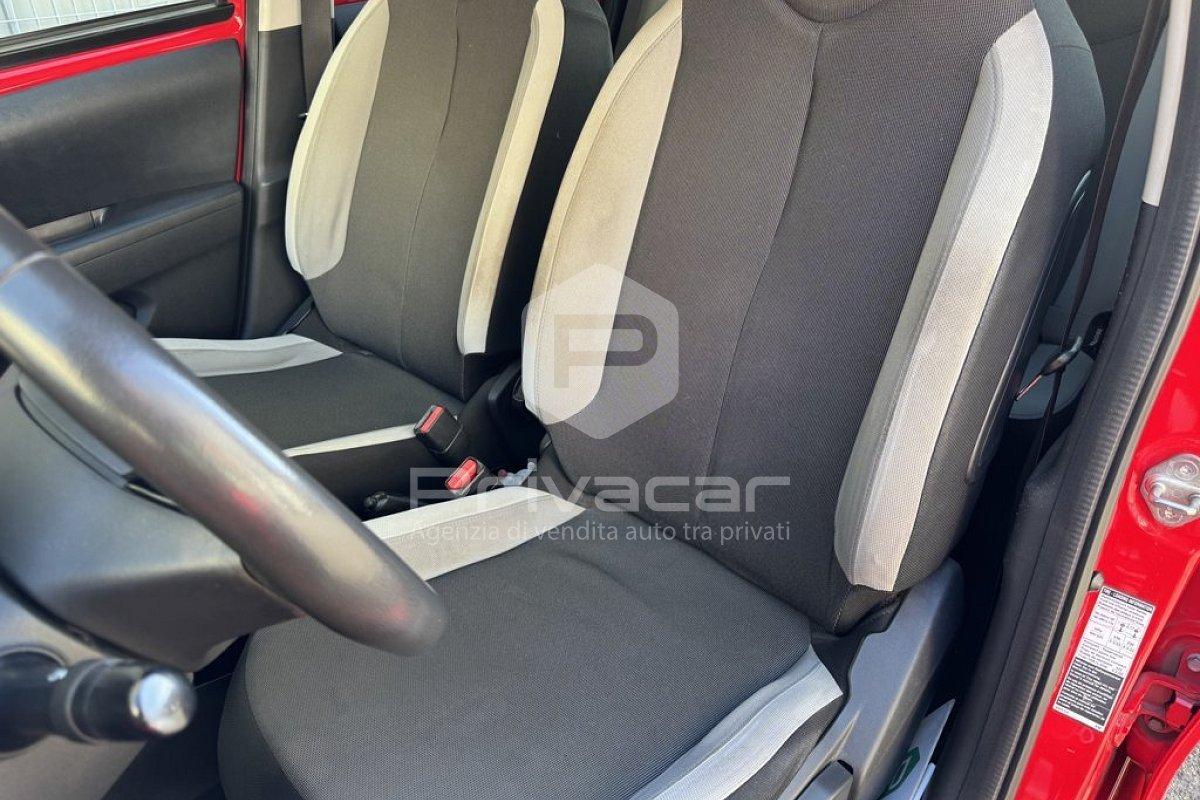 TOYOTA Aygo 1.0 VVT-i 69 CV 5 porte x-cool