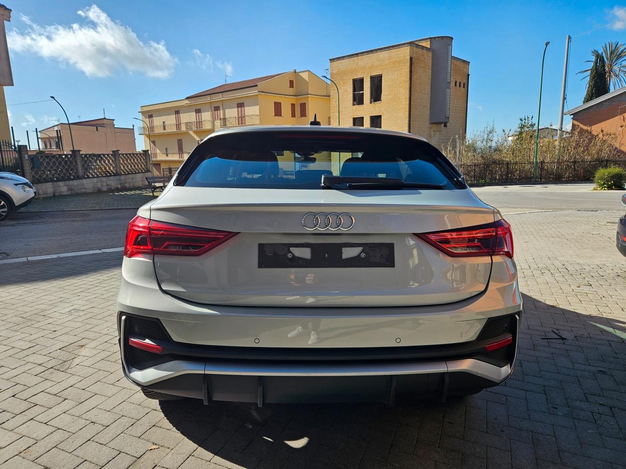 Audi Q3 35 TDI quattro S line edition