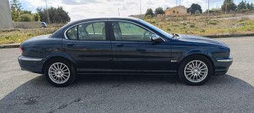 Jaguar X-Type 2.2D cat Executive