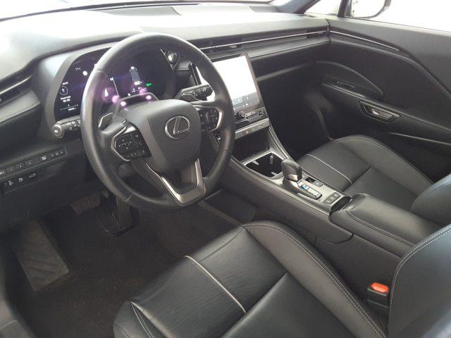 LEXUS LBX 1.5 Hybrid Elegant