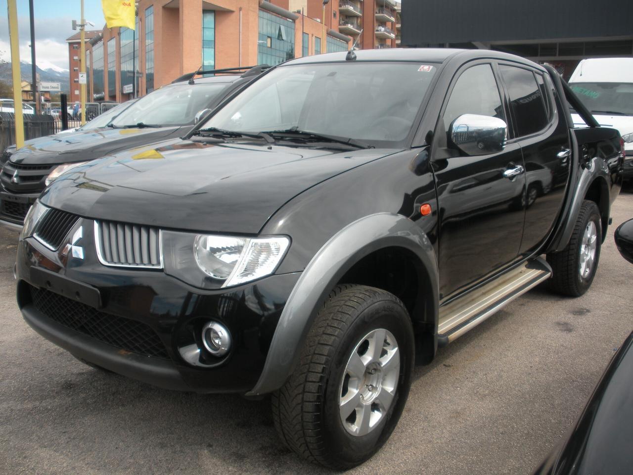 Mitsubishi L200 2.5 DI-D/136CV DC Intense ''SAVANA''