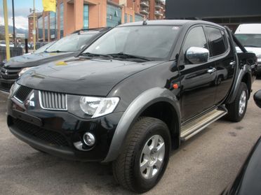 Mitsubishi L200 2.5 DI-D/136CV DC Intense ''SAVANA''