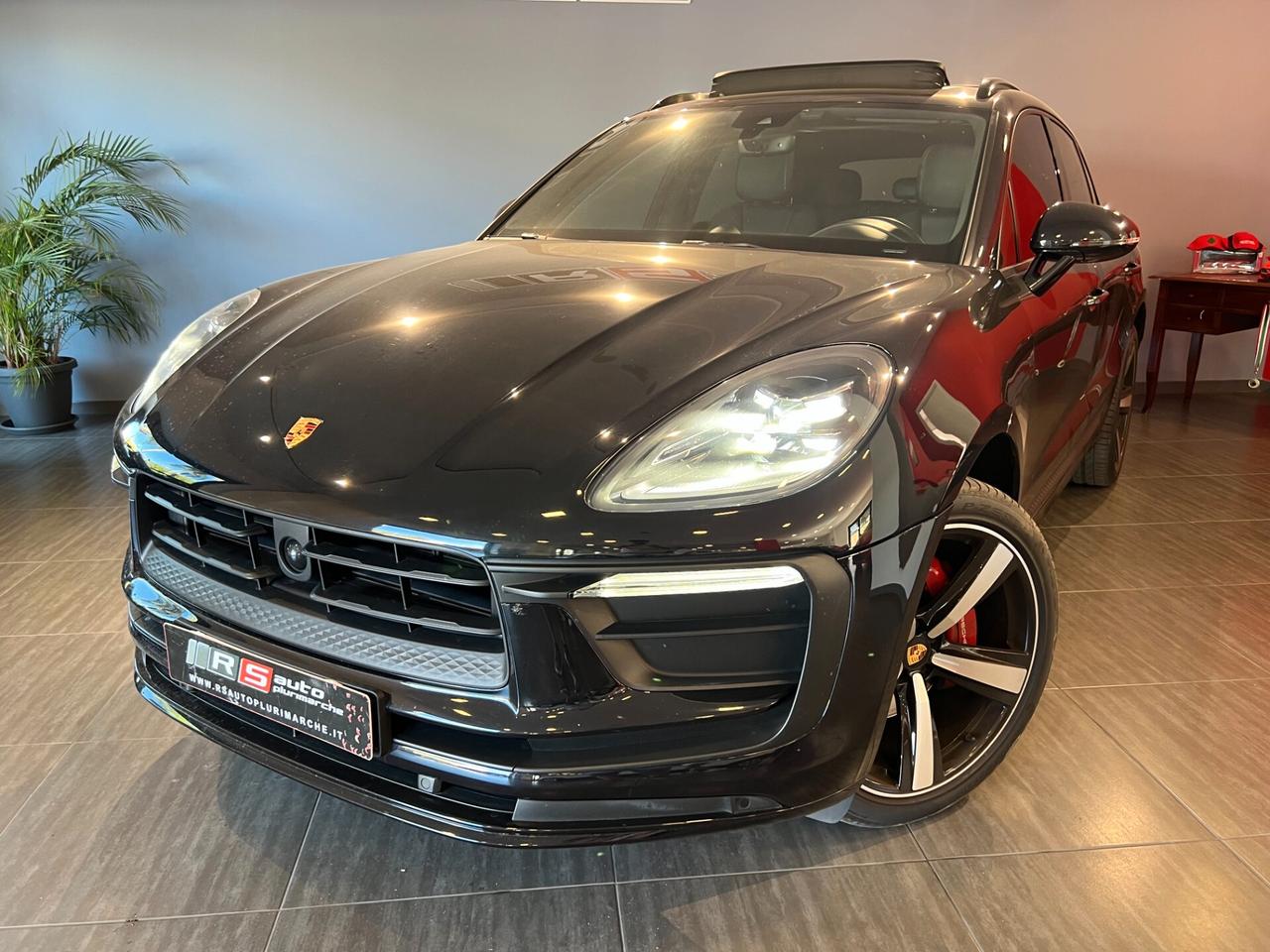 Porsche Macan 2.0 PASM PNEUMATICHE