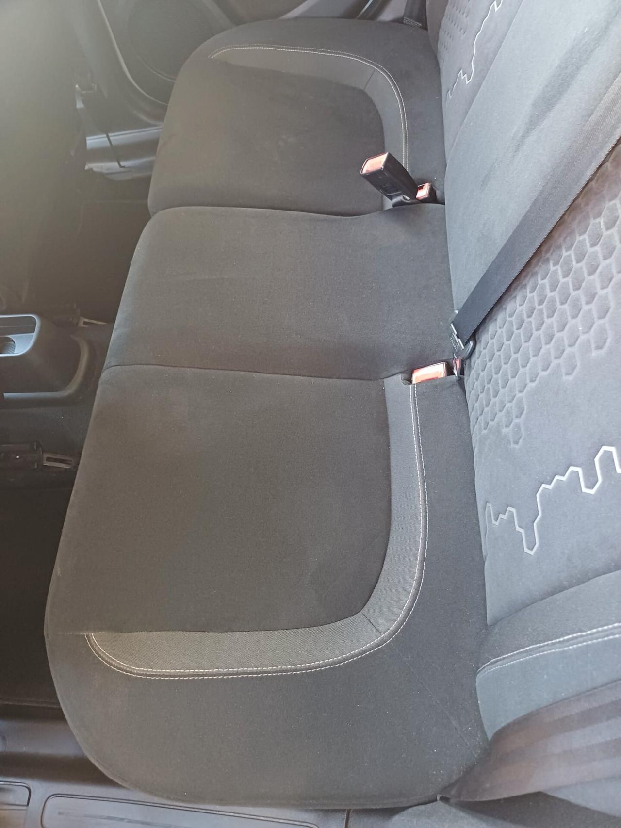 Fiat Punto 1.2 8V benzina 5 porte Lounge - 2014