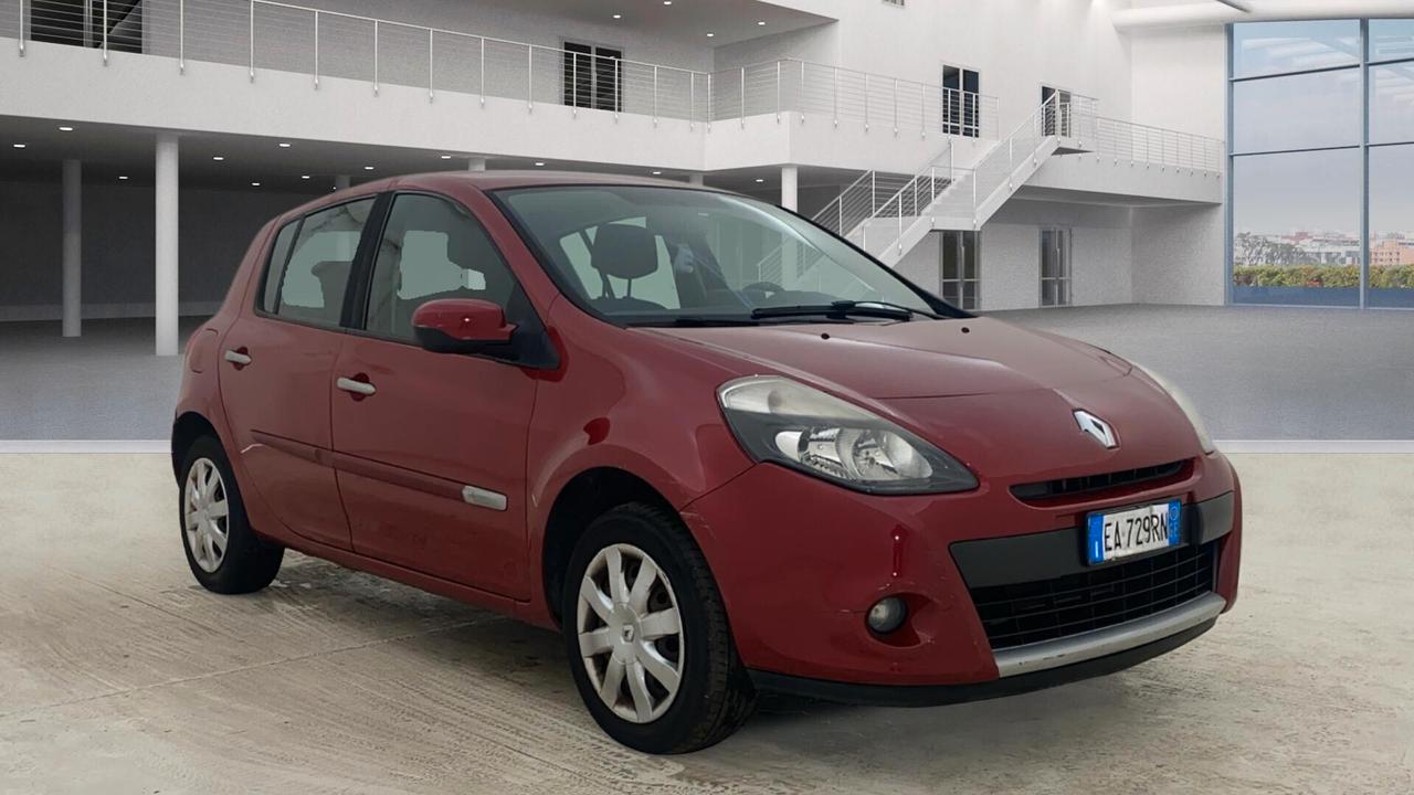 RENAULT CLIO 1.1 BENZINA NEOPATENTATI