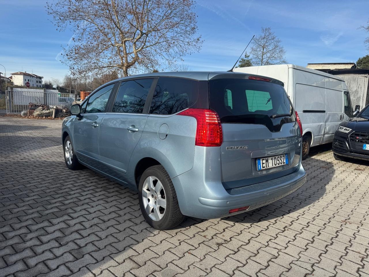 Peugeot 5008 1.6 HDi 112CV Active Mix