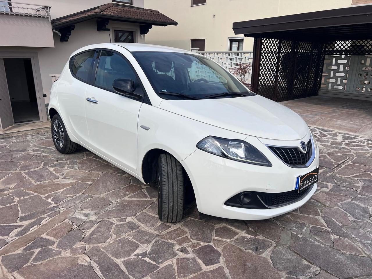 Lancia Ypsilon 1.0 FireFly MHEV #9823