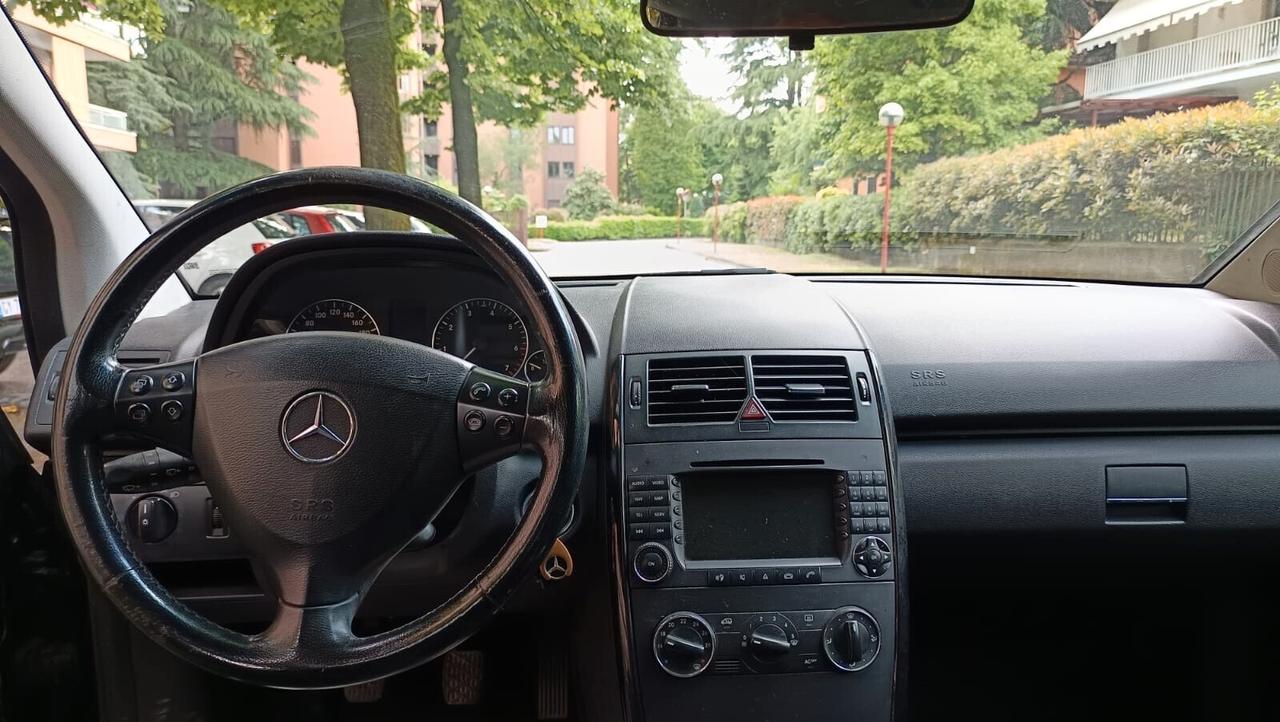 Mercedes-benz A 150 A 150 Classic B/GPL