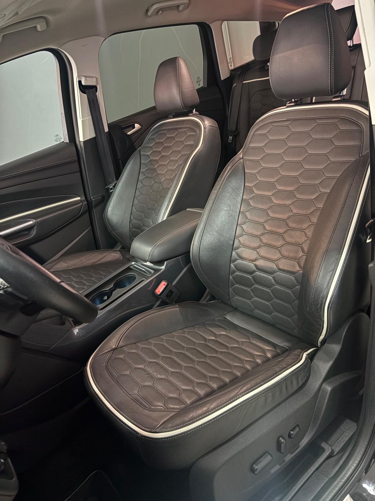 FORD KUGA 2.0 150 CV VIGNALE – UNICO PROPRIETARIO – KM CERTIFICATI
