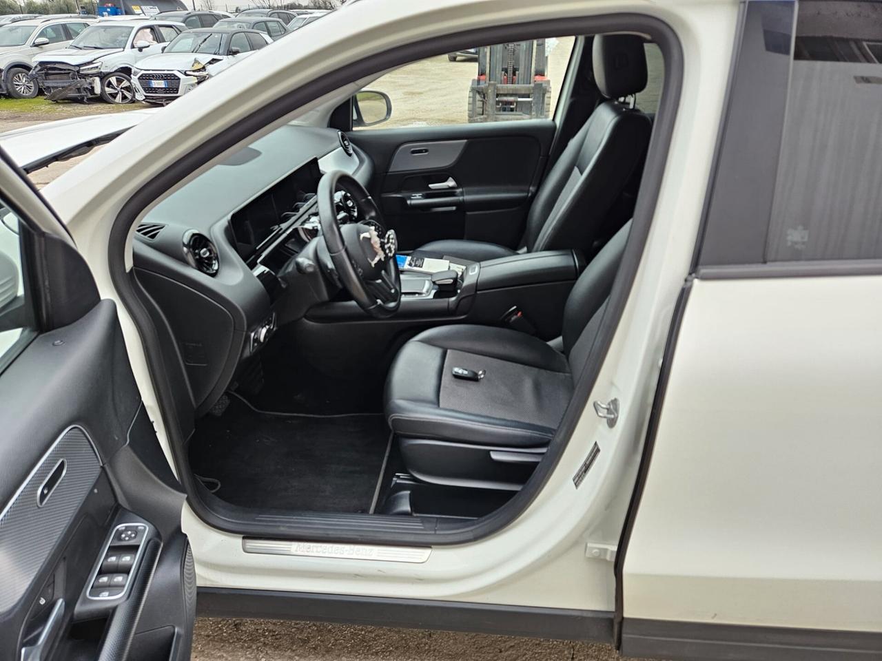 Mercedes-Benz GLA 180 d Business auto