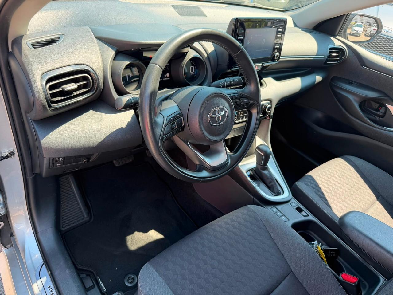 Toyota Yaris 1.5 Hybrid Trend PREZZO REALE SENZA FINANZIAMENTO