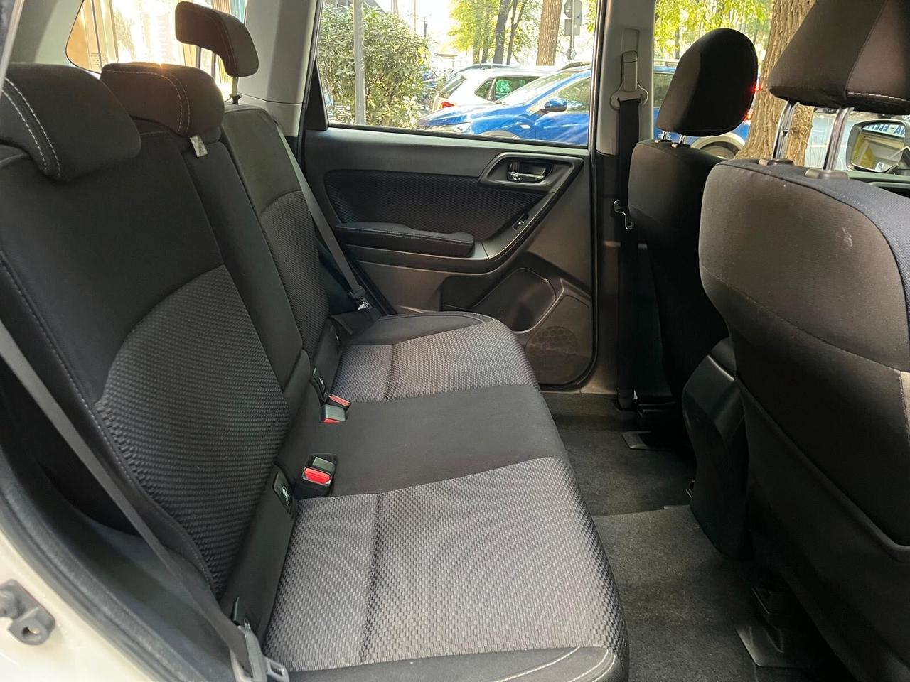Subaru Forester 2.0D Style