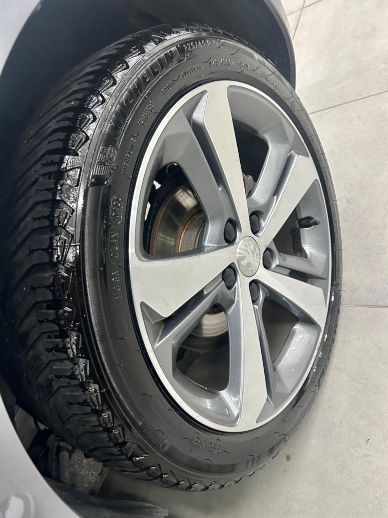 Peugeot 308 BlueHDi 130 S&S Allure FINANZIABILE