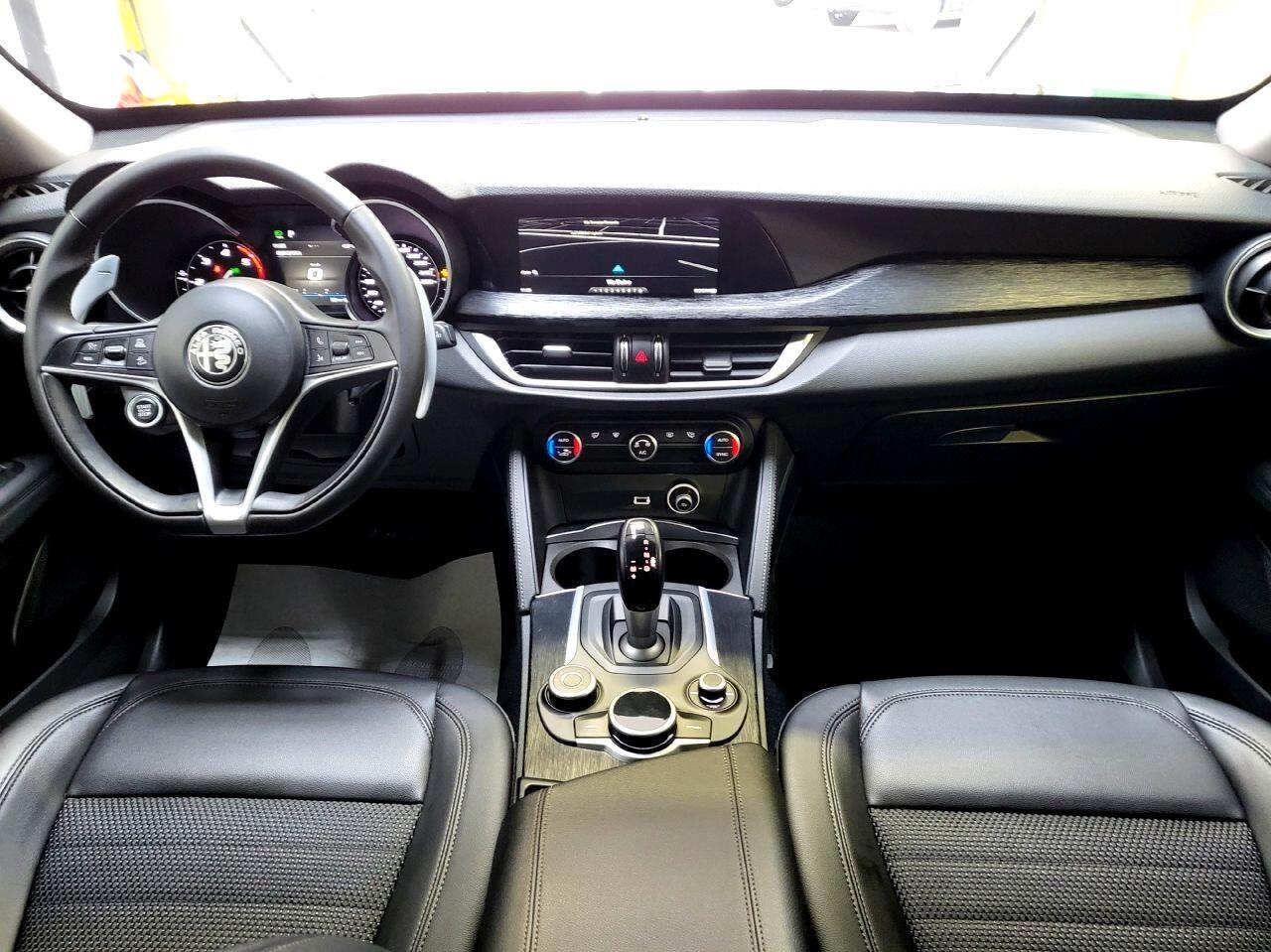 Alfa Romeo Stelvio 2.2 Q4 Executive 210cv AT8 My19