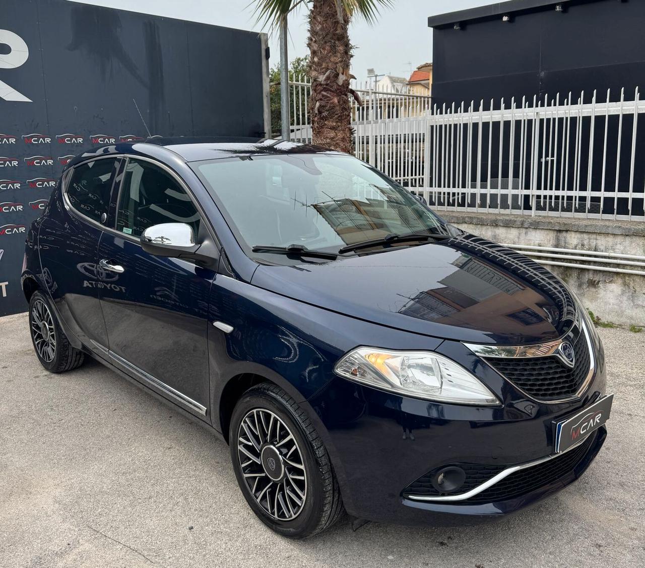Lancia Ypsilon 1.2 69 CV 5 porte GPL Ecochic Gold