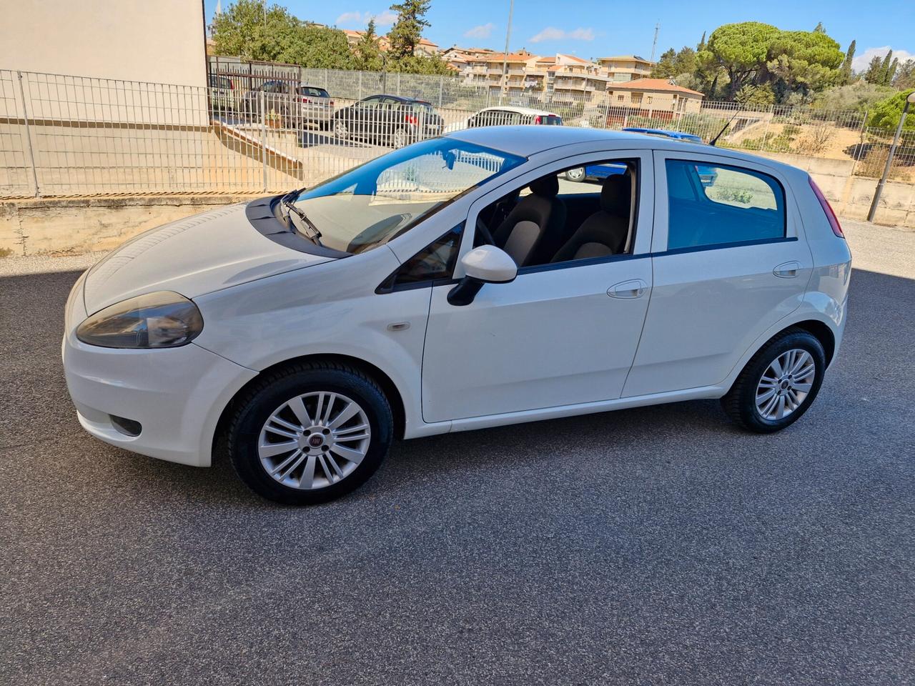 Fiat Punto 1.3 MJT II 75 CV 5 porte Lounge