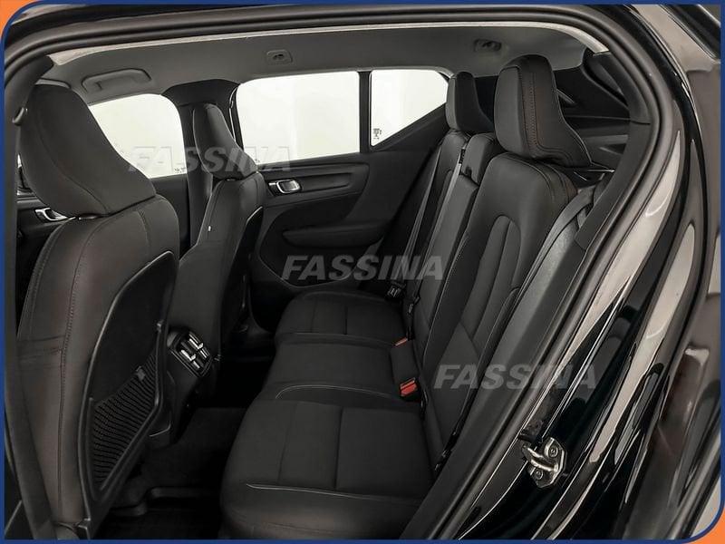 Volvo XC40 XC40 2.0 b4 Momentum awd auto my21