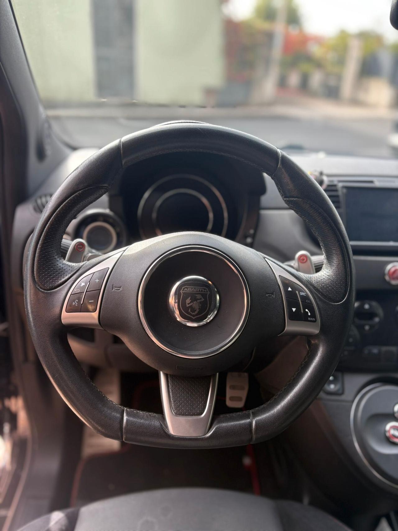 Abarth 595 C 1.4 Turbo T-Jet 180 CV MTA Competizione