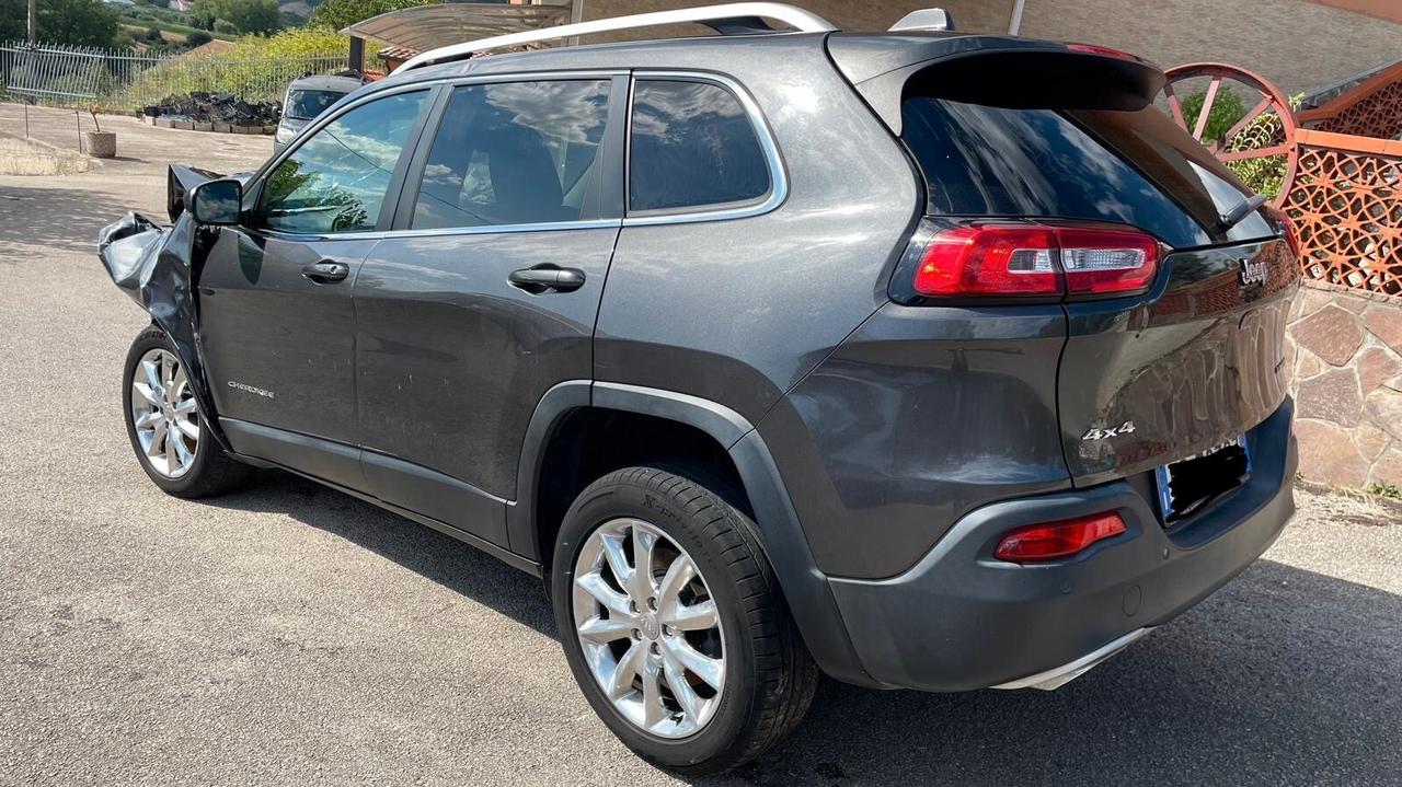 Jeep Cherokee 2.0 Mjt II Limited incidentata