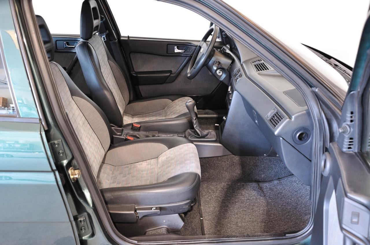 Alfa Romeo 155 1.8i Twin Spark cat