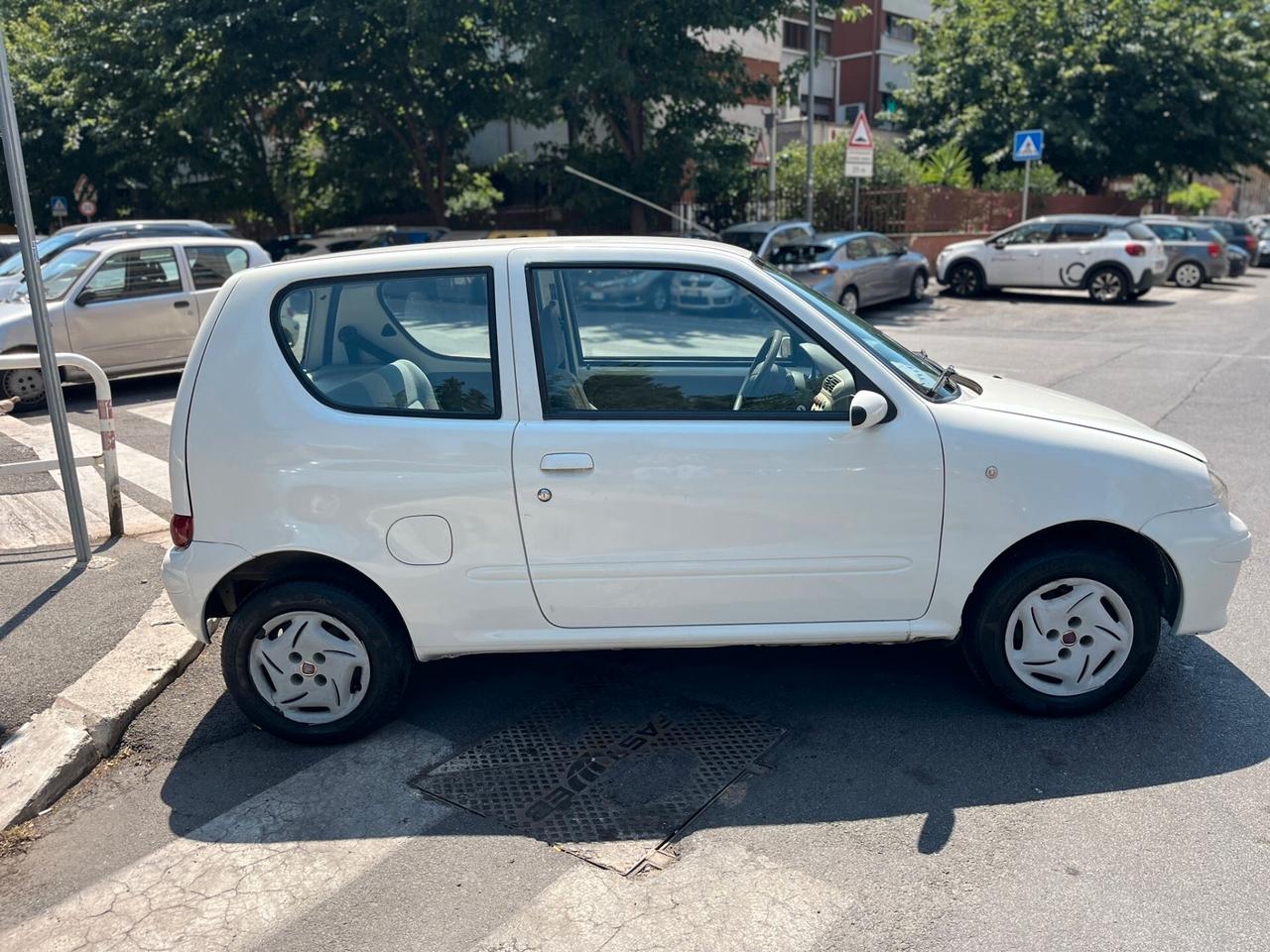 Fiat 600 1.1 Active NEOPATENTATI