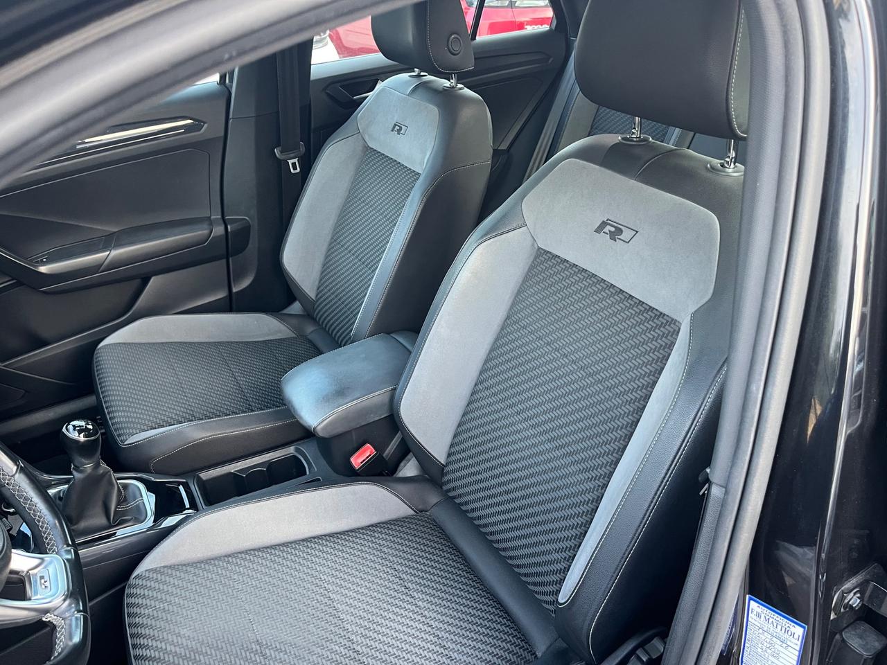 Volkswagen T-Roc 1.6 TDI R-Line