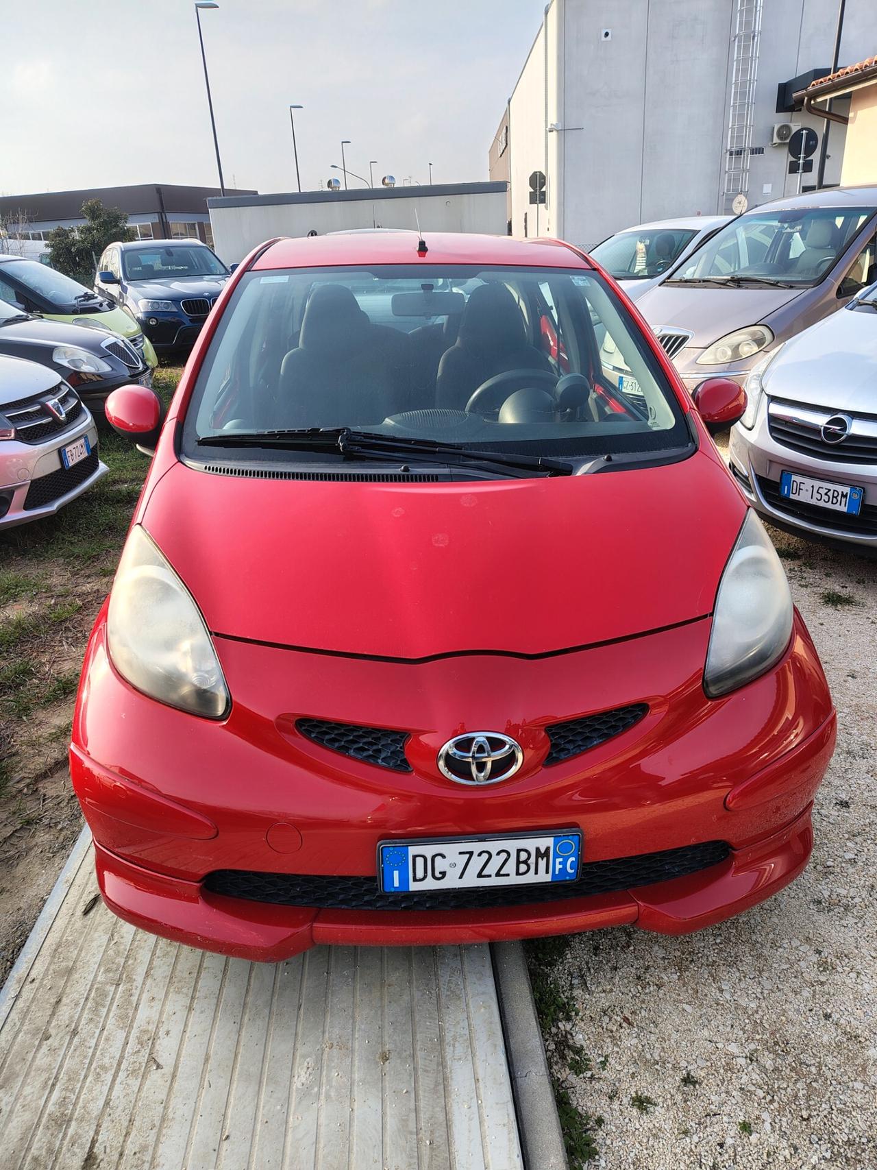 Toyota Aygo 1.0 12V VVT-i 5 porte